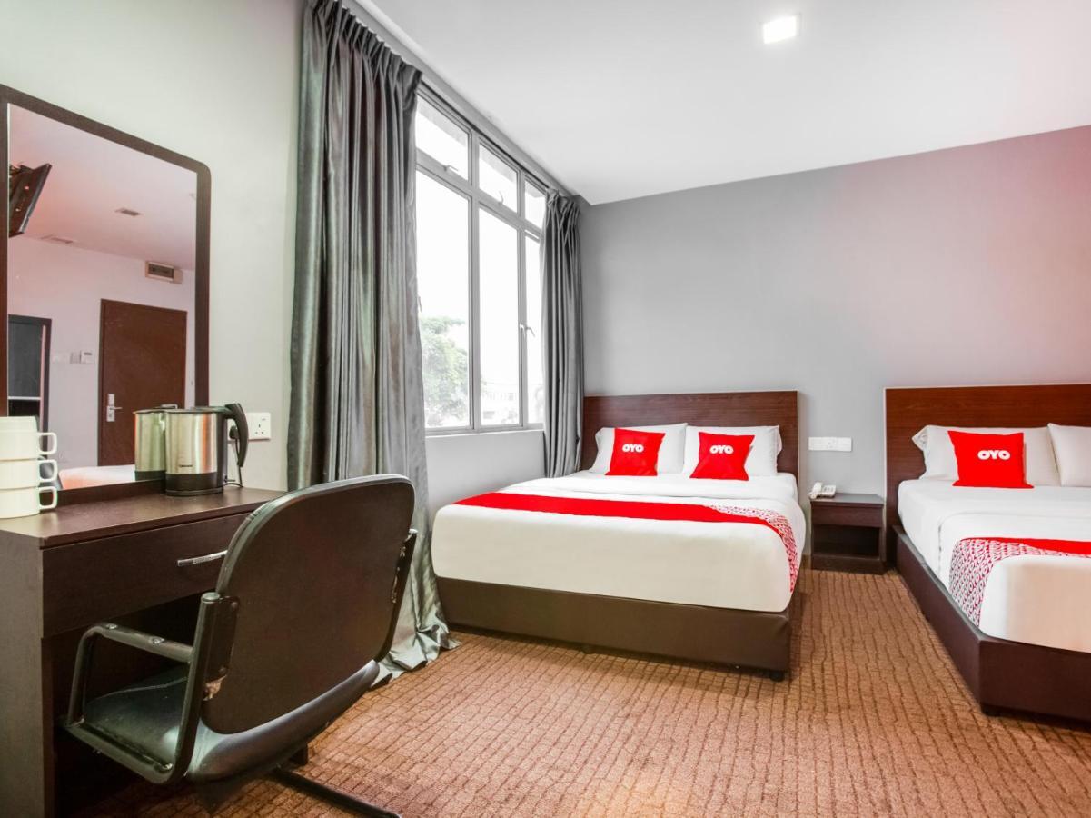 Oyo 89652 P Line Hotel Johor Bahru Exterior photo